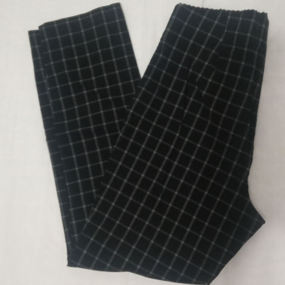 Elle Women's Black & White Plaid Skinny Ankle Pants Trousers Size Medium - Picture 4 of 6